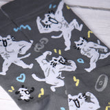 Buff Squiggle Cat Crew Socks