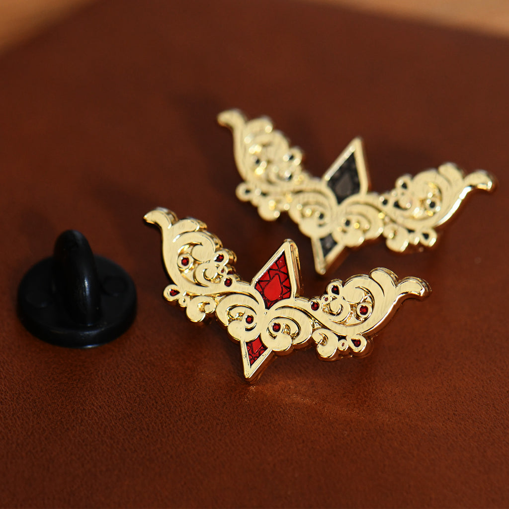 Filigree Corner Pins