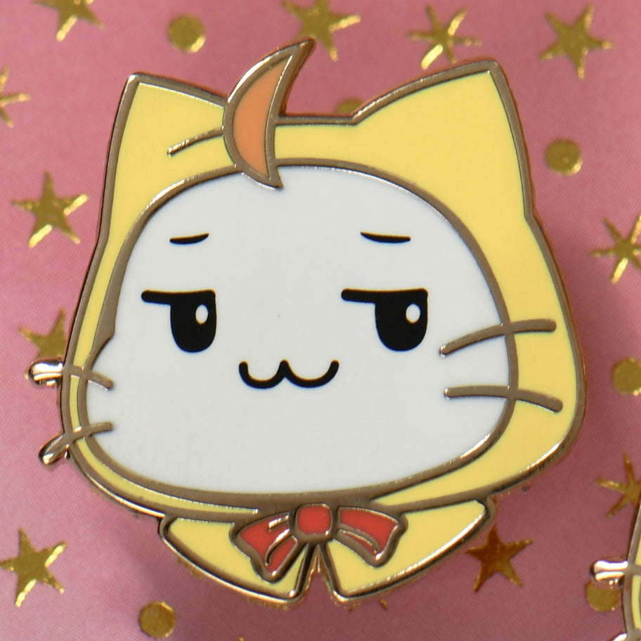 Momo Pins – Shattered-Earth